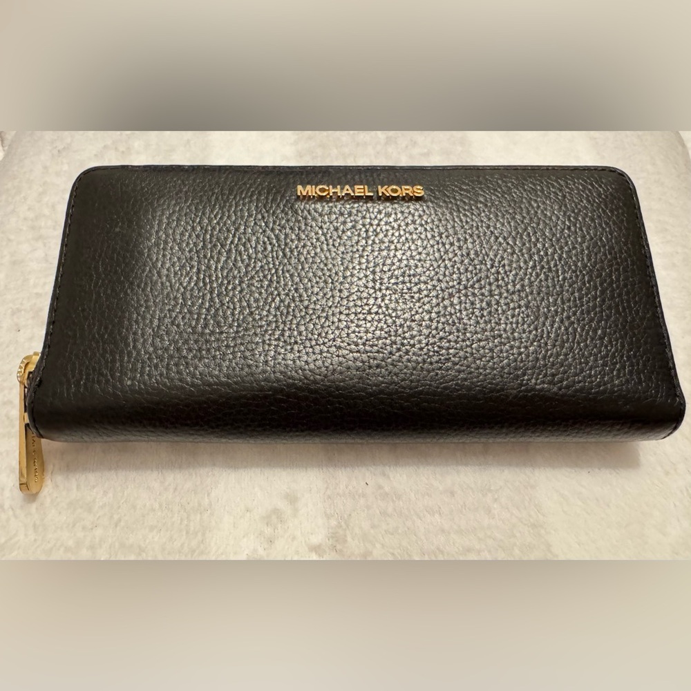 Large Michael Kors Black Leather Zip-Around Wallet